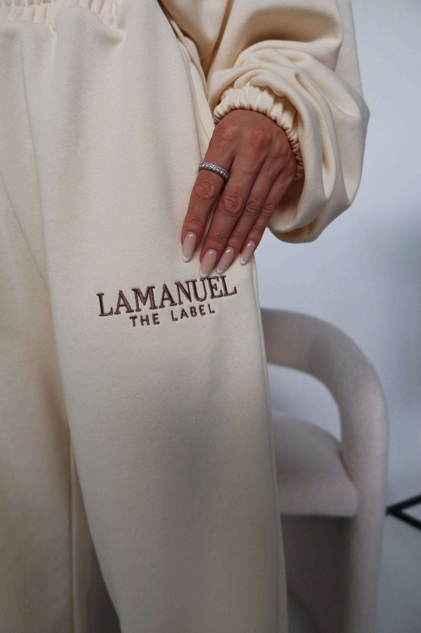 Spodnie BASIC kokos LAMANUEL - obrazek 4