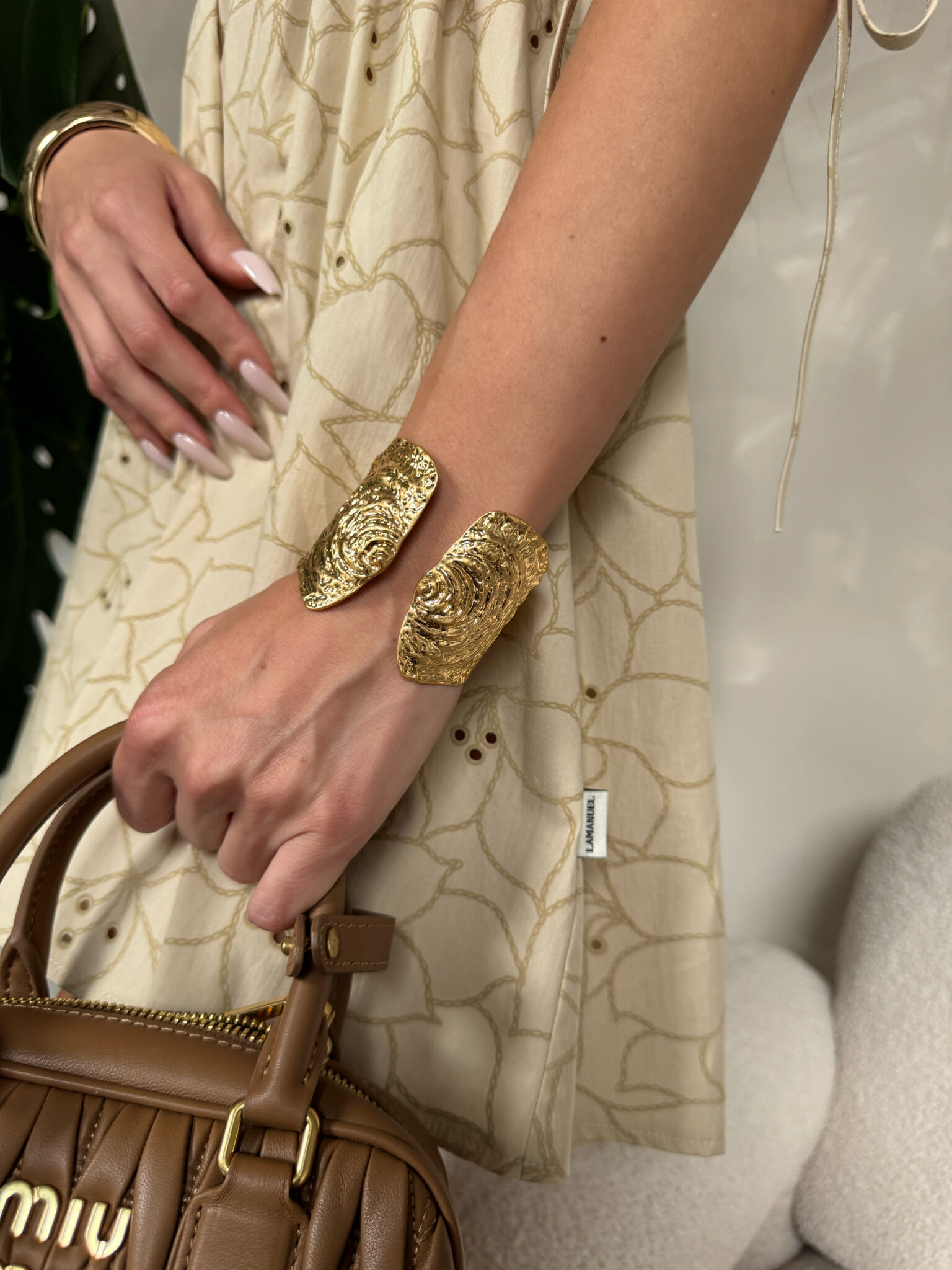 Sukienka DAHLIA beż LAMANUEL - obrazek 6