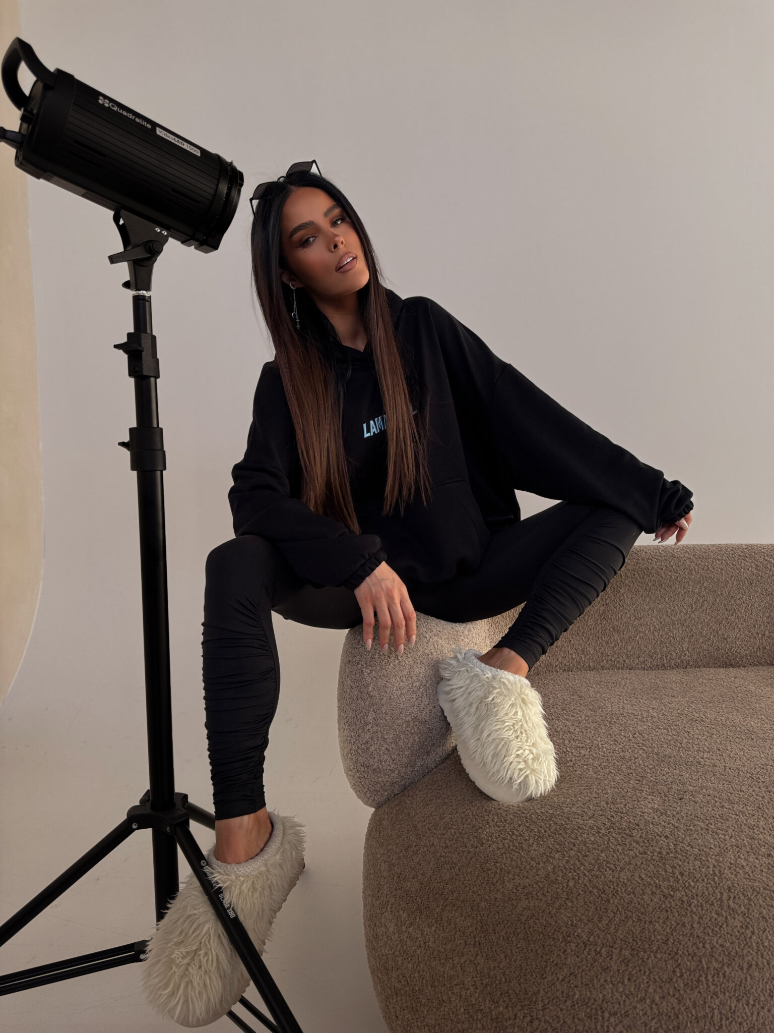 Bluza RESPECT czarna LAMANUEL - obrazek 9