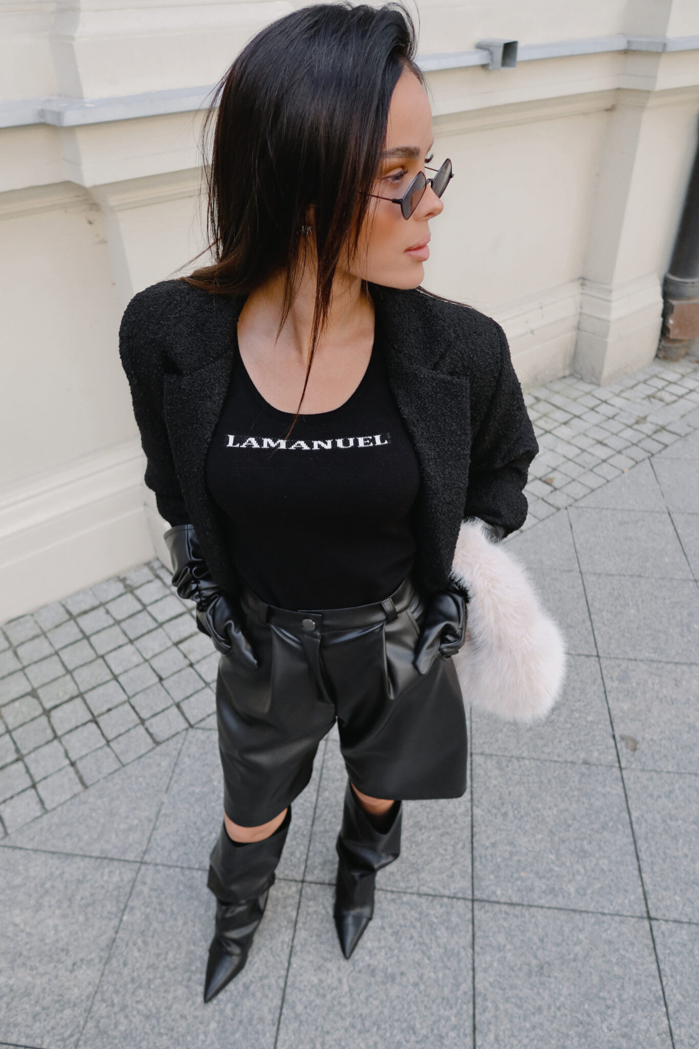 Sweter MAIN ONE czarny LAMANUEL - obrazek 3