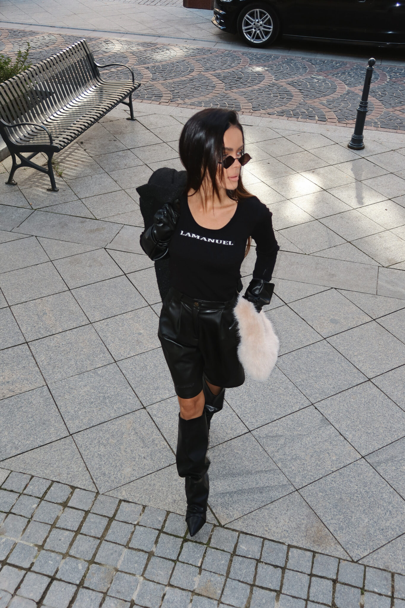 Sweter MAIN ONE czarny LAMANUEL - obrazek 2