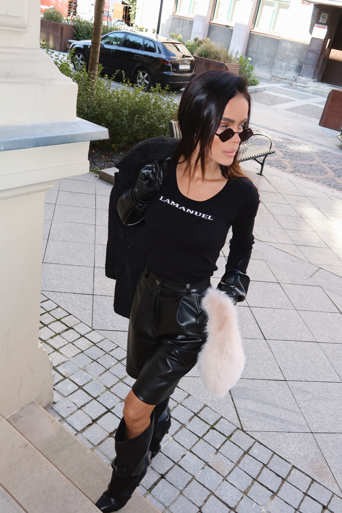 Sweter MAIN ONE czarny LAMANUEL - obrazek 6