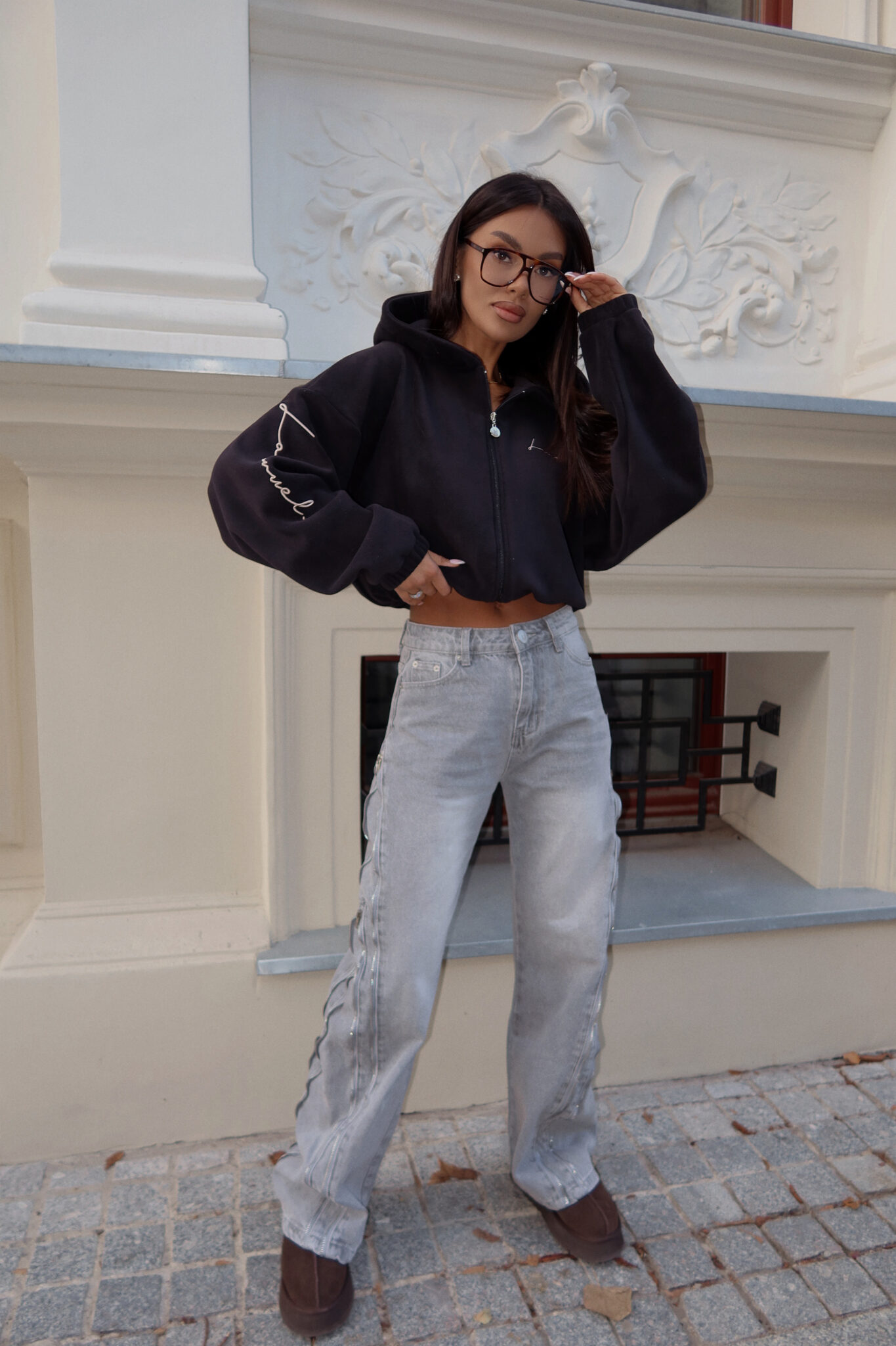 Bluza SNUG czarna LAMANUEL - obrazek 2