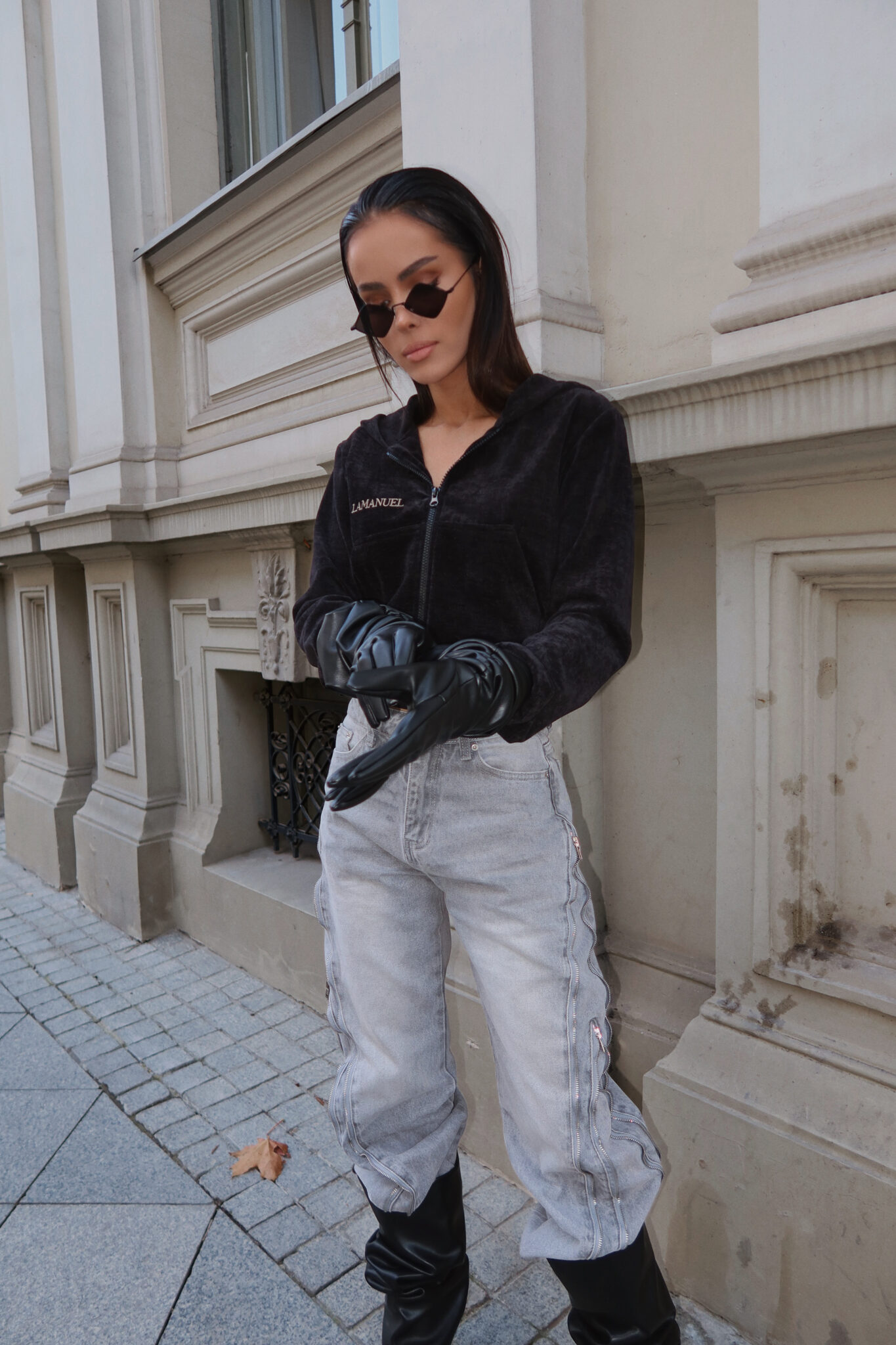 Bluza VELVETY czarna LAMANUEL - obrazek 6