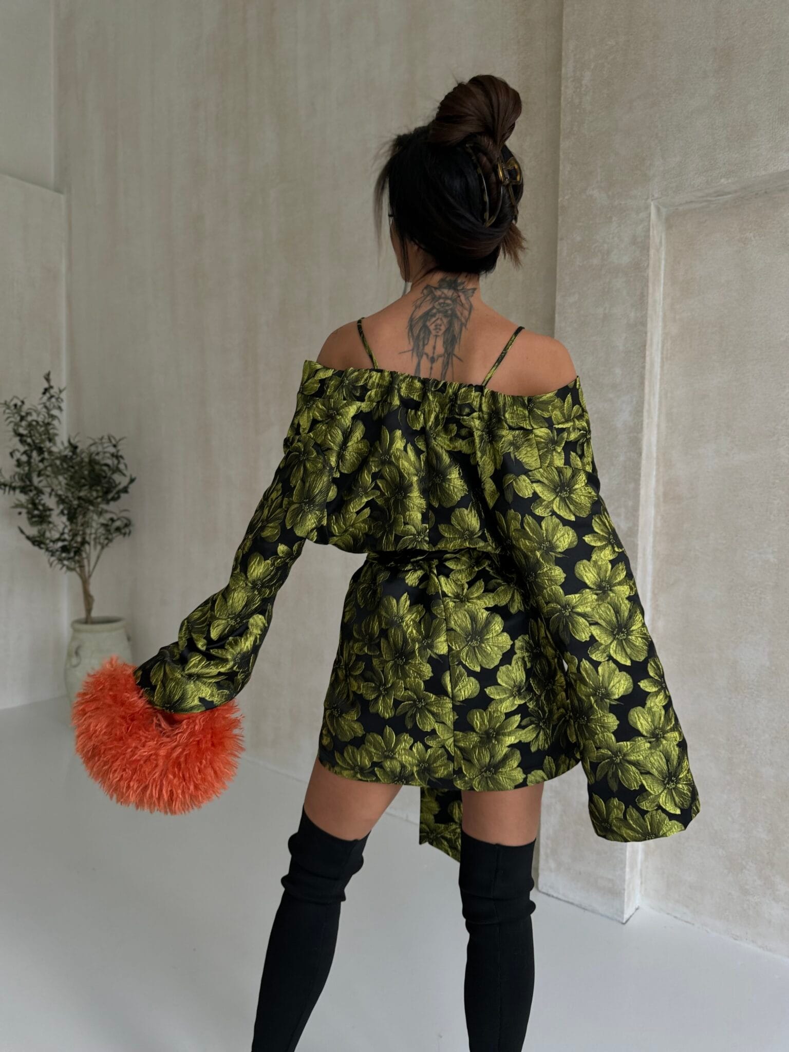 Sukienka AMARA seledyn LAMANUEL - obrazek 5