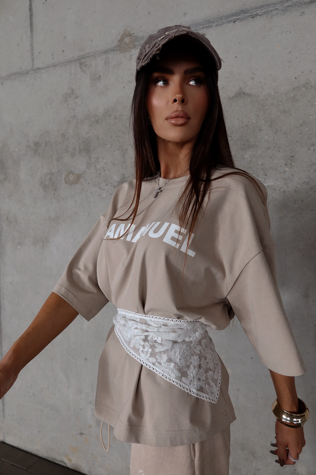 Tshirt NOIR beż LAMANUEL - obrazek 2