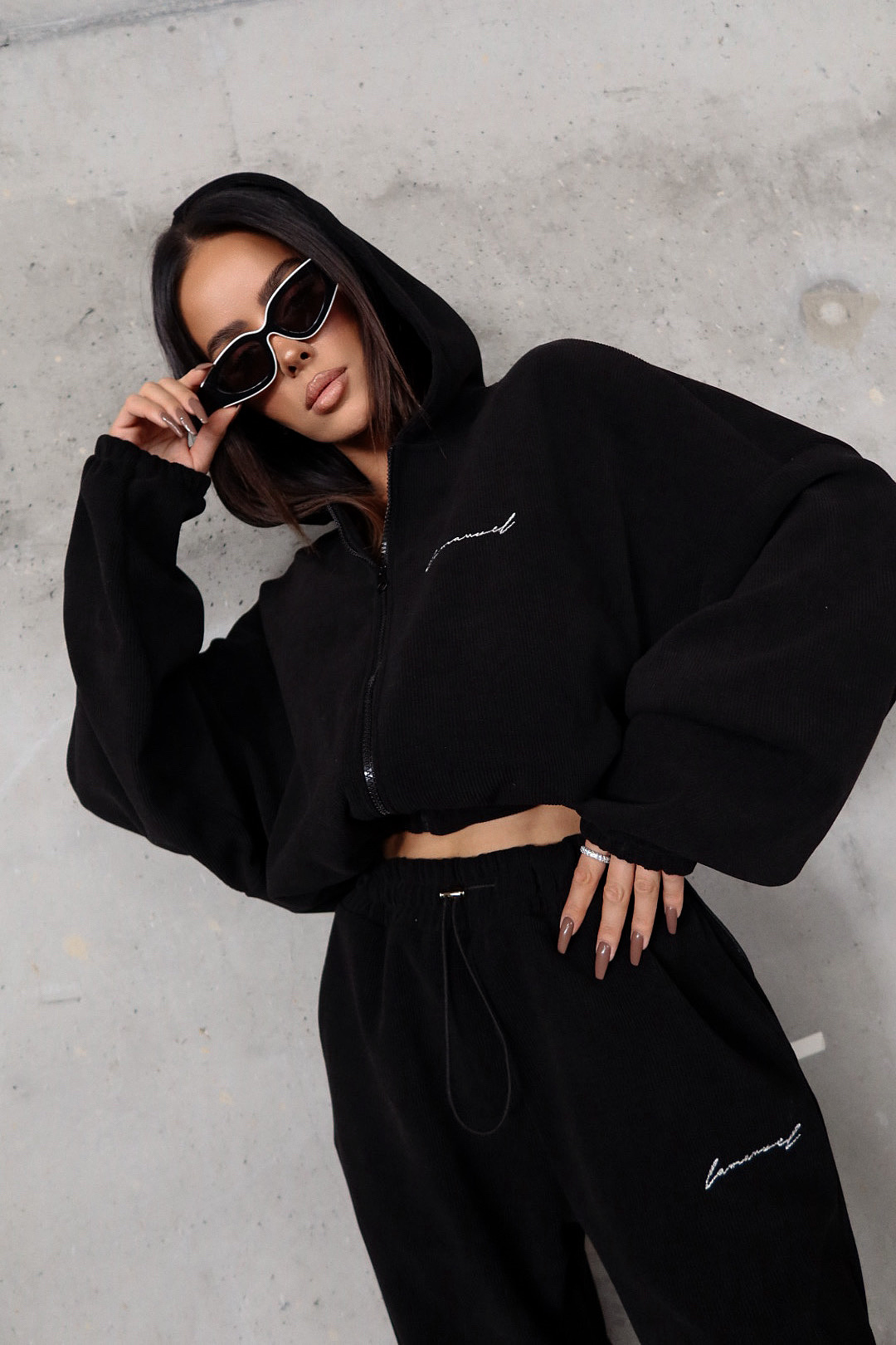 Bluza THEME czarna LAMANUEL - obrazek 4