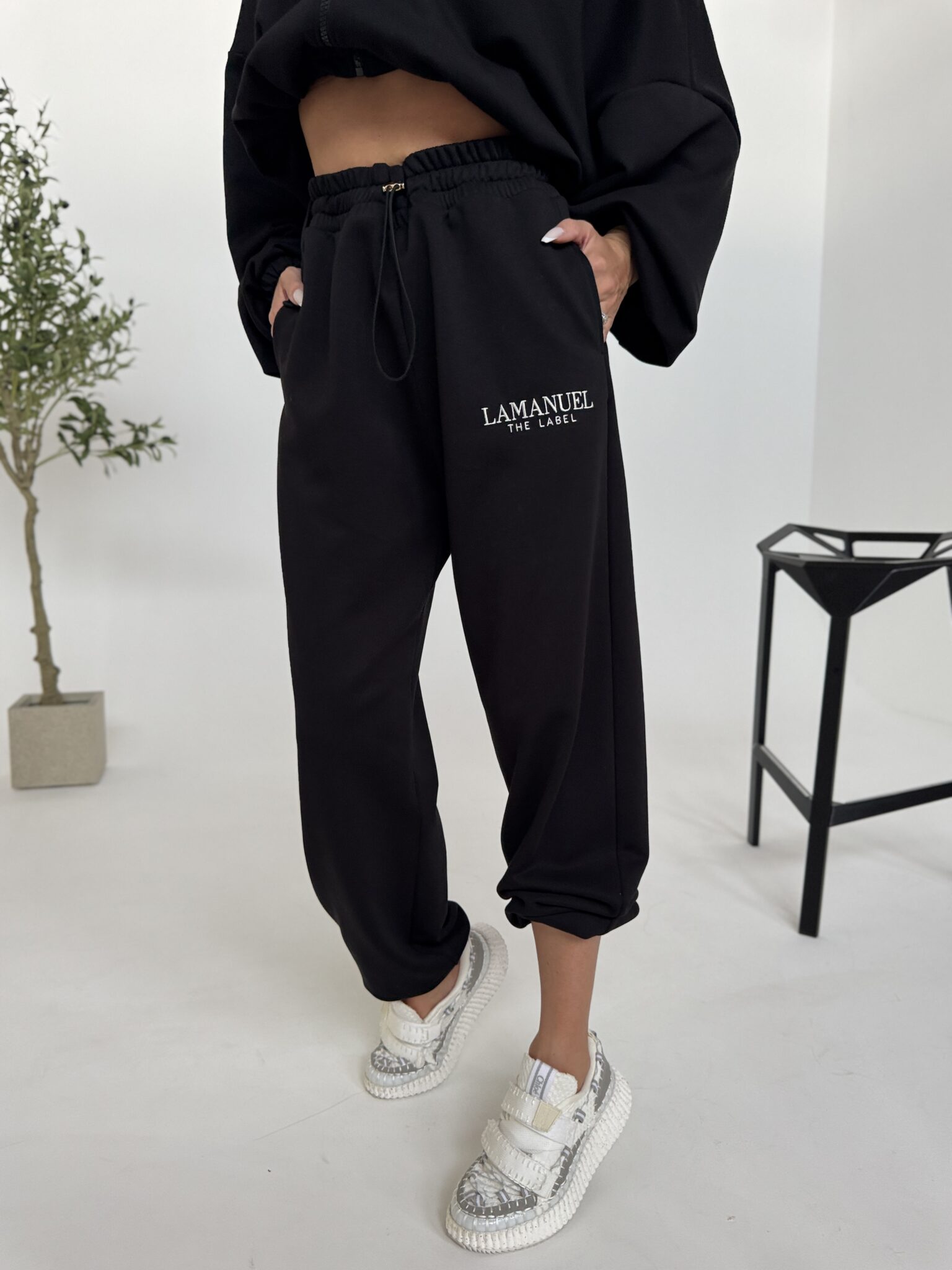 Spodnie BASIC czarne LAMANUEL - obrazek 3